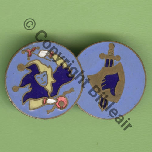 AUV 1939.46 NH GC.II.9 AUVERGNE ORAN VALLON Visage bleu hochets rouges  A.AUGIS.LYON MADE IN FRANCE  2Lign 2Anneaux Dos lisse Src.Y.GENTY 276Eur(x3) 